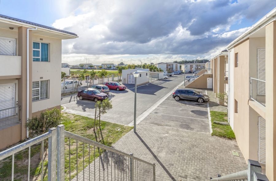 To Let 2 Bedroom Property for Rent in Sunset Glen Western Cape